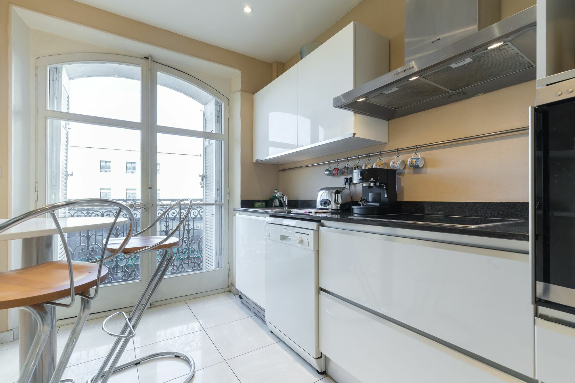 Lovely 2 Bed 2 Bath Apartment In Cannes On Rue Antibea Easy Walk To The Palais 224 Extérieur photo